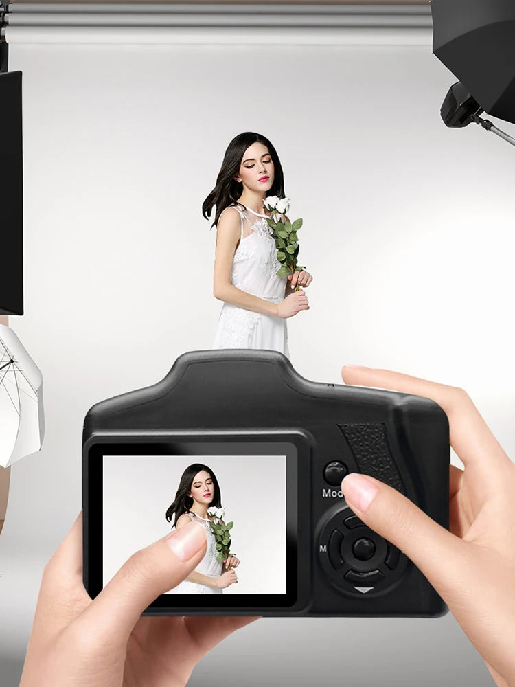 16MP Digital Camera with 2.4 Inch LCD Screen Vlogging Camera 16X Digital Zoom Video Recorder for Photography and Video